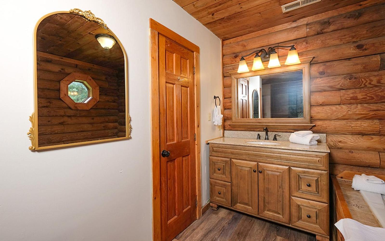 Grove Creek Cabin Gatlinburg Exterior photo