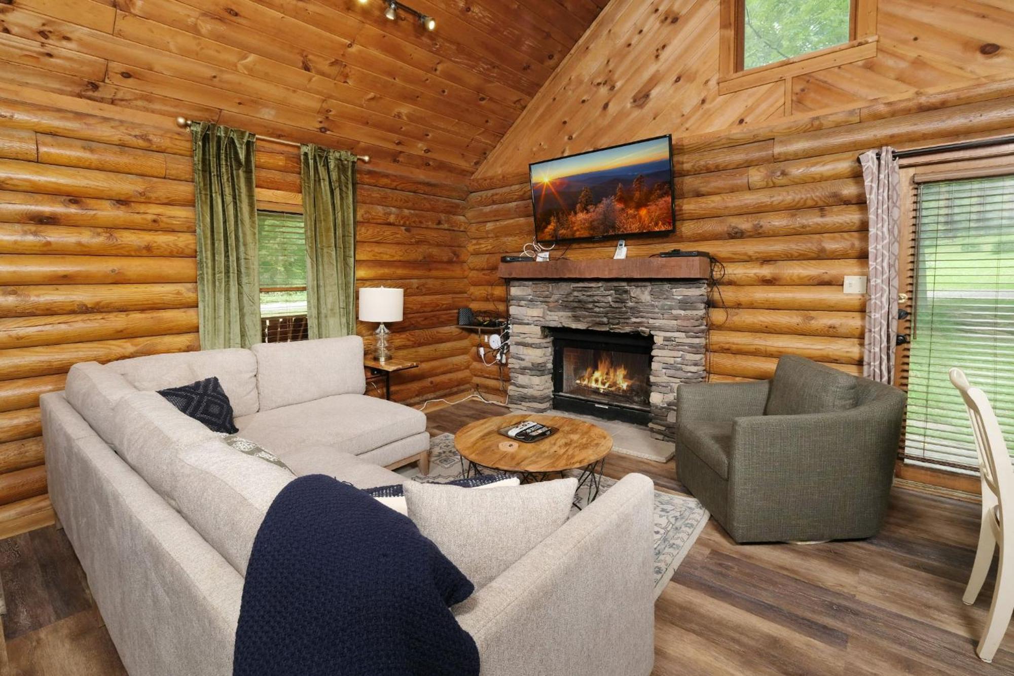 Grove Creek Cabin Gatlinburg Exterior photo